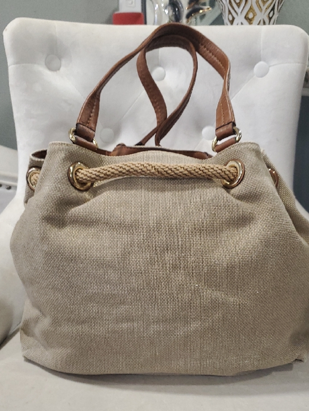 Michael Kors Tan Canvas Drawstring Shoulder Bag with Brown Leather Trim - Picture 4 of 17